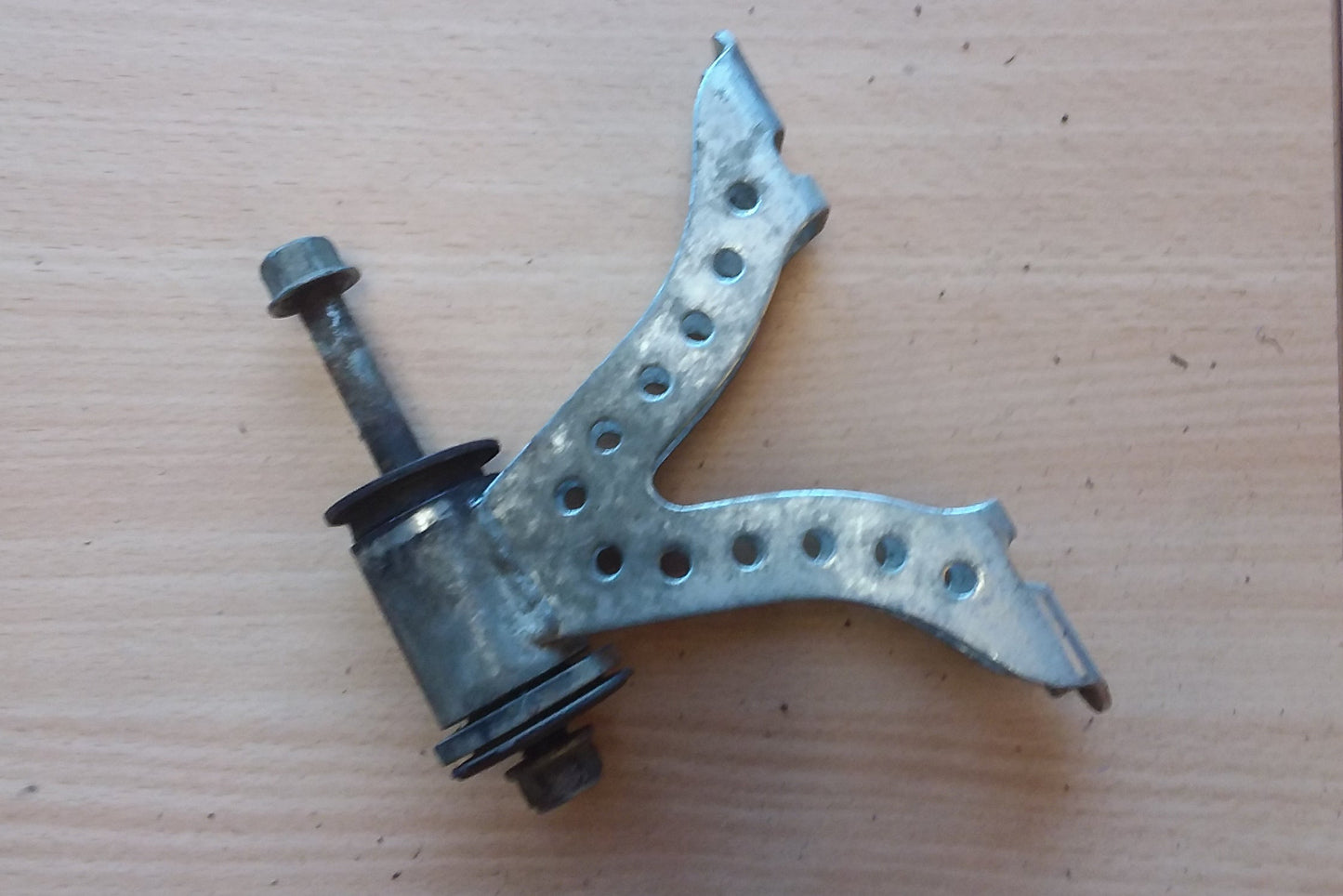 2012 Yamaha YFM450 Grizzly Front Upper Engine Mount