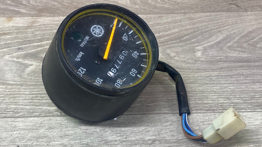 Yamaha AG100 Speedo