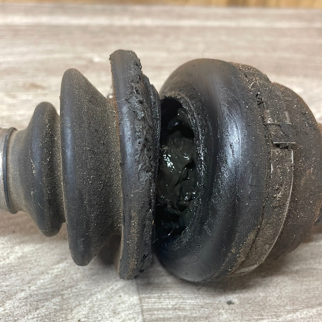 1998 Yamaha YFM600 Grizzly Front Axle