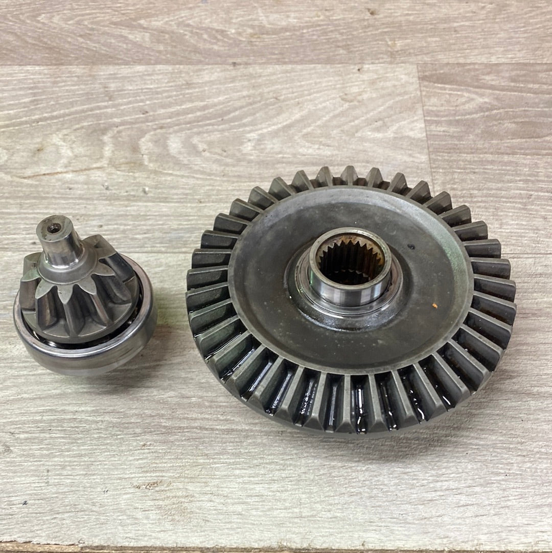 Can Am outlander 400 rear crown wheel and pinion