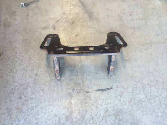 2001 Polaris Magnum 500 Front Carrier Mount